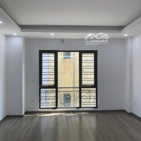 Bán Gấp Căn Nhà Siêu Hiếm Đường La Thành, 38M2 X 5Tầng Nhà Mới Thang Máy Ngõ Thông Thoáng