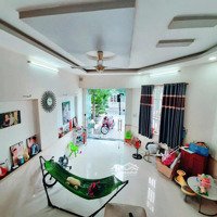 Nhà Góc Sổ Hoàn Công, Đông Hoà, Tp Dĩ An