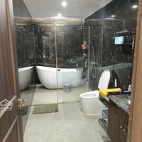 Siêu Phẩm Tại Vinhomes Royal City R1, 145M2, 3 Phòng Ngủ Chỉ 80 Triệu/1M2, Sẵn Ở Ngay. Liên Hệ: 0987 485 936
