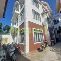 Bán Nhà Biệt Thự 1 Trệt 2 Lầu, Vũng Tàu, Hướng Tây Nam