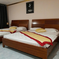 Cho Thuê Khách Sạn , Phường Đông Hưng Thuận, Quận 12, Dt:28X35 Kc: Hầm 9 Tầng 2 Thang Máy 104 P Ks