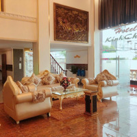 Cho Thuê Khách Sạn , Phường Đông Hưng Thuận, Quận 12, Dt:28X35 Kc: Hầm 9 Tầng 2 Thang Máy 104 P Ks