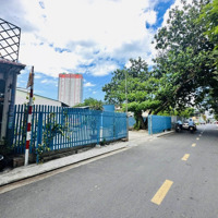 Lô Góc Siêu Đẹp Mặt Tiền Đường Cao Văn Bé Sát Bãi Tắm Biển Nha Trang Giá Chỉ 75 Triệu/M2