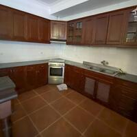 Cho Thuê Biệt Thự Bể Bơi Trong Ngõ Phố Tô Ngọc Vân 110Triêu, Tây Hồ Hà Nội.