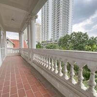 Cho Thuê Biệt Thự Bể Bơi Trong Ngõ Phố Tô Ngọc Vân 110Triêu, Tây Hồ Hà Nội.