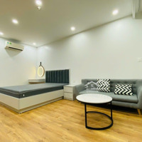 Tôi Cần Bán Gấp Căn Hộ 39M2 Studio Dcapital Trần Duy Hưng, Ban Công Đông Nam, Full Nt. Giá: 2.8 Tỷ