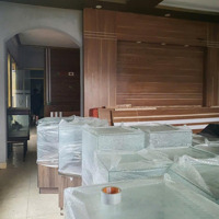 Cho Thuê Nhà Gần Cầu Hữu Hòa, Ngõ Ô Tô Tránh. Văn Phòng, Công Ty, Kho Hàng. 400M2 X 2 Tầng