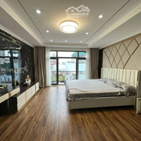 Nhà Hiếm! Phân Lô Trần Quốc Hoàn, Ô Tô Đỗ Cửa, Ngõ Thông, To Rộng, Kinh Doanh Đẹp, 60M2X6T