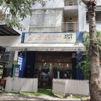 Cho Thuê Nhà Phố R4-65 Hưng Gia 2 - (Đường Nội Khu), Phú Mỹ Hưng, Giá 50 Triệu/Tháng