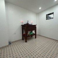 Chính Chủ Bán Nhà Riêng Phố Việt Hưng Long Biên Hơn 6Tỷ. Ôtô Tránh 10M. Hàng Xóm Vinhomes Riverside