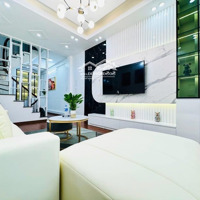 Vip! Ô Tô 5 Tạ Đỗ Cửa - Ngõ Thông - 3 Thoáng - Siêu Hiếm Tại Cầu Giấy 42M2 * 6T