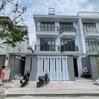 Khai Trương Chdv Mới 100% Đường D19 Liên Phường, Gần Khu Cnc, Nội Thất Cao Cấp, Có Ban Công