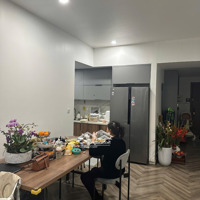 Bán Căn Hộ 3 Phòng Ngủ104M2 N01 Full Nội Thất Cao Cấp Tầng Đẹp
