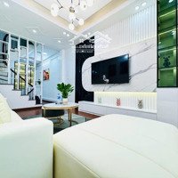 Tuyệt Tác - Phố Vip - Yên Hòa - Nội Thất Vip - Sát Phố 39M2 8,38 Tỷ Cầu Giấy. Vị Trí Rất Đẹp