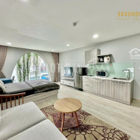 Cho Thuê Căn Hộ Luxury 40M2 - Full Tiện Ích: Gym, Bida, Golf, Thang Máy, Bảo Vệ - Phan Đăng Lưu