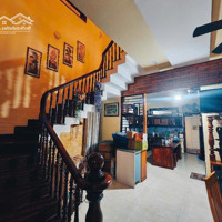 Bán Biệt Thự Sân Vườn Đẳng Cấp,Diện Tích200M2, Giá Chỉ 7,2 Tỷ, Đá Mọc 5, Hòa Minh, Liên Chiểu