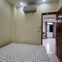 Căn hộ 1PN tách bếp Full nội thất ( 2 máy lạnh) gần sân bay Tân Sơn Nhất