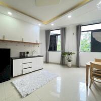 Căn hộ 1PN tách bếp Full nội thất ( 2 máy lạnh) gần sân bay Tân Sơn Nhất