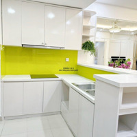 Bán Gấp 2 Ngủ - 75M2, Có Slot Ô Tô, Giá Chỉ 6,8 Tỷ, View Sông Hồng. Liên Hệ: 0813489555