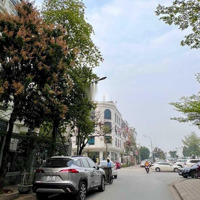 Cc Bán Bt Văn Khê, Hà Đông,Diện Tích181M2 X 3,5 Tầng. Lô Góc, Sđcc. Giá Bán 34,2 Tỷ. Liên Hệ: 0964769634