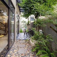 Nhượng Lại Suất Giá Cũ Căn Shop 236M2 Xây Dựng, 5 Tầng, Thô, Sát Shop Chân Đế Chung Cư Masterise