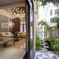 Nhượng Lại Suất Giá Cũ Căn Shop 236M2 Xây Dựng, 5 Tầng, Thô, Sát Shop Chân Đế Chung Cư Masterise