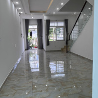 Cho Thuê Nhà Phố Lovera Park Ở Liền - Giá Rẻ Nhất Khu - Chỉ 10.1 Triệu/Tháng