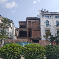 Bán Biệt Thự Thành Phố Giao Lưu 200M2 Gần Mặt Hồ 50Tỷ Cực Hiếm