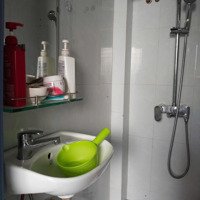 Bán Nhà Giáp Q1 , Xô Viết Nghệ Tĩnh , P21 , Dtsd : 17,5M2 , 1,35Tỷcó Thương Lượng. Lh : 0866408299 Việt Anh