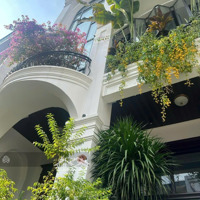 Bán Biệt Thự Đẹp Có Hồ Bơi, Khu K300 Ngaymặt Tiềncộng Hòa, Tb-Diện Tích8X21M, Hầm 5 Lầu Có Thang Máy, 4X Tỷ