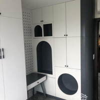 Chính Chủ Bán Nhanh Căn Góc 3 Phòng Ngủ79M2 Tầng Trung Chung Cư Valencia Garden Của Vinhome. Liên Hệ: 0962035682