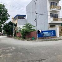 Lô góc 2 mặt đường gần vòng xuyến Lê Hồng Phong (A126)
