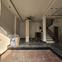 Nhà Đẹp Ở Luôn, Ngõ Nông, Ô Tô Đỗ Cổng Kẻ Tạnh - Giang Biên