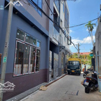 Chính Chủ Bán Tòa Căn Hộ 3 Tầng 18 Phòng Doanh Thu 50 Triệu/Tháng,Diện Tích129M2 Giá Có 8Tỷ2 Có Thương Lượng