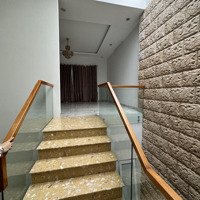 Bán Biệt Thự 3 Tầng Đường Thân Cảnh Phúc - Hải Châu. Gọi Tuyết