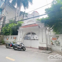 Biệt Thự Mặt Phố Hoa Bằng 320M²,Mặt Tiền13M Đẳng Cấp, Kinh Doanh Đỉnh, Giá Chỉ 79.5 Tỷ