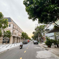 Hải Châu, Căn Shophouse 4.5 Tầng Khu Phố Đêm Ngay Cạnh Sông Hàn. Giá Quá Tốt Nhỉnh 12 Tỷ.
