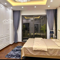 Cần Bán Gấp Giảm 200 Triệu Còn 6.4 Tỷ Nhà Phố Hoàng Như Tiếp 5 Tầng,Mặt Tiềnrộng Vài Bước Ra Phố