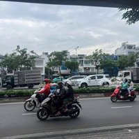 Bán Nhàmặt Tiềncăn Góc Phạm Văn Đồng, P11 Bình Thạnh -Diện Tích16,5X9.5M, Gần Ngã 4 Phan Văn Trị - Nhà Cấp 4