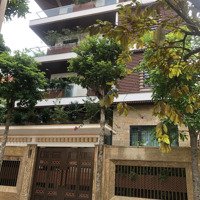 Cho Thuê Biệt Thự Vinaconex7 136 Hồ Tùng Mậu.diện Tích: 180 M * 4 Tầng .Mt : 10M . Chia Phòng. Nhà Đẹp