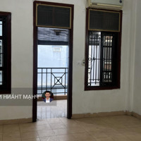 Cho Thuê Biệt Thự 100M2, Xây 5 Tầng, Có 7 Phòng Ngủkhép Kín, Ngõ 310 Phố Nghi Tàm, Tây Hồ,Hà Nội.