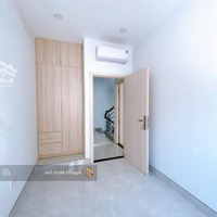 Nhà Đẹp Q1 - 32,4M2X4 Tầng,Mặt Tiền4,8M, Sát Mặt Tiền Trần Hưng Đạo Chỉ 5,3 Tỷ!