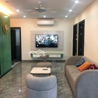 Bán Gấp Căn Hộ 3 Phòng Ngủ Tầng Trung, Căn Góc Tại Chung Cư Valencia Garden, Kđt Việt Hưng, Long Biên.