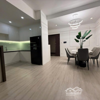 Cho Thuê Sunrise City Q7 2 Phòng Ngủ 99M2