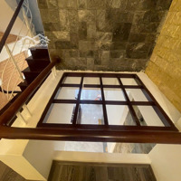 Chính Chủ Bán Nhà 5 Tầng Mới Xây Ngõ 61 Lê Văn Lương. Diện Tích Mb Đất 38M2. Vị Trí Thuận Tiện