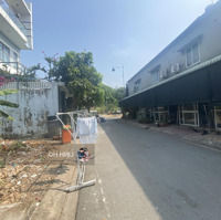Bán Lô Đất Full Thổ Cư,Sổ Riêng,Mt Đường Nhựa 5M Ngay Chợ Đầu Mối Thủ Đức,50M2=4,5X11 - Giá Bán 2,6 Tỷ