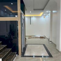 Cho thuê nhà liền kề Trung Yên, 75m2, 5.5 tầng, thang máy, giá 40 triệu/tháng.