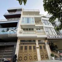 Chính Chủ Bán Nhà 4 Tầng Phố Nguyễn Đình Thi 155M Giá Bán 37.5 Tỷ Tây Hồ, Kd Ô Tô 7 Chỗ Vào Nhà