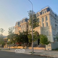 Tòa Nhà Văn Phòng Cao Cấp Q2 ~ 4000M2 ~ Giá 500 Triệu