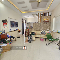 Nhà 1 Trệt 2 Lầu 3 Phòng Ngủ Góc 2 Mặt Tiền, Sổ Riêng Hoàn Công, Gần Big C Go, Làng Đhqg, 810 Dĩ An